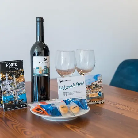 Guestready - Casas De Mompilher * Oporto